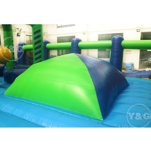 Giant inflatable bouncy pillow outlet