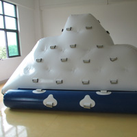 small Inflatable IcebergGW144