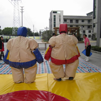 Inflatable sumo suitsGH093