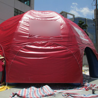 red inflatable dome tentGN090