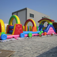 inflatable obstacle courseGE138
