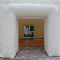 White flat-top inflatable tentGN100