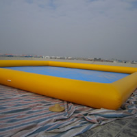 large inflatable swimming poolGP066