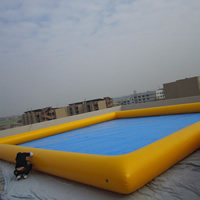 large inflatable swimming poolGP066