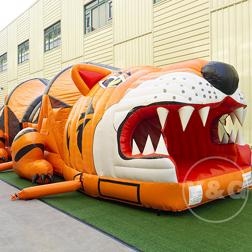 The big tiger kids inflatable obstacleYGO Tigher