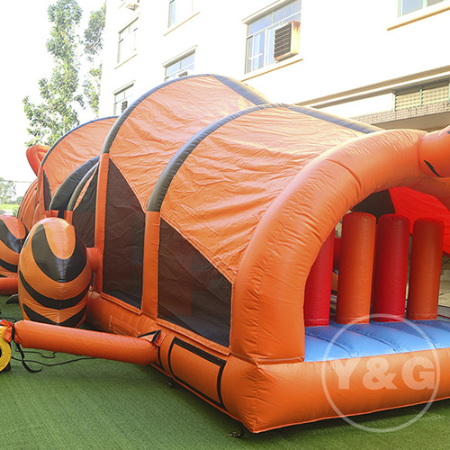 The big tiger kids inflatable obstacleYGO Tigher