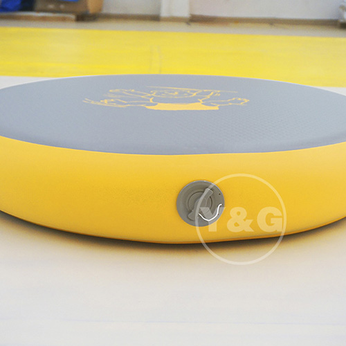 Customized  Inflatable Air Gym Mat MatYGGM 3334-01